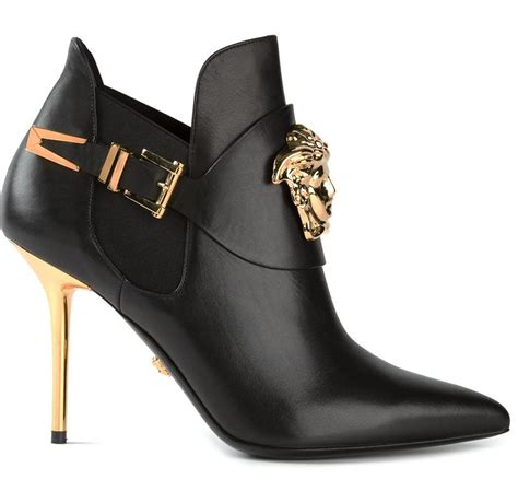 Versace Fashion Shoes for Women 